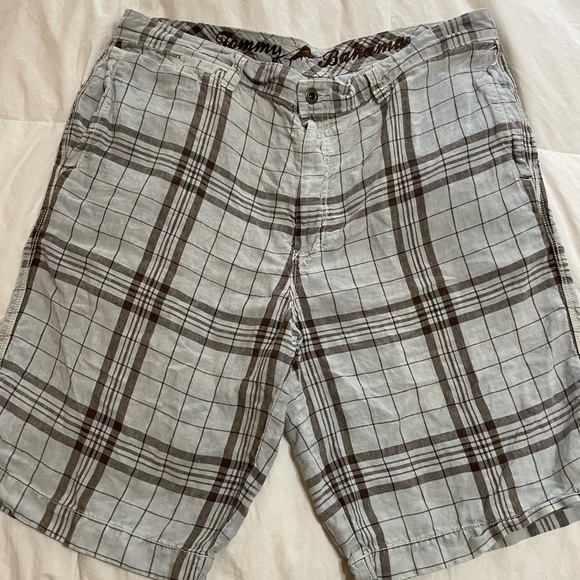 Tommy Bahama Men's Plaid Shorts Light blue/brown plaid 38 - Picture 1 of 9